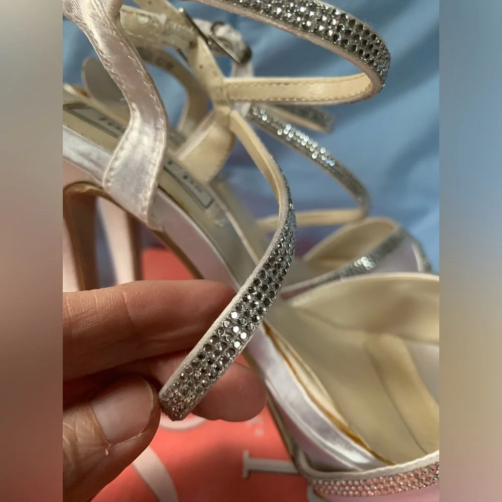 Touch Ups 7.5 “Allie” white satin rhinestone heels - Picture 6 of 16